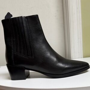 rag & bone Black rover Leather Chelsea Ankle Boots size 9.5 women H7N7